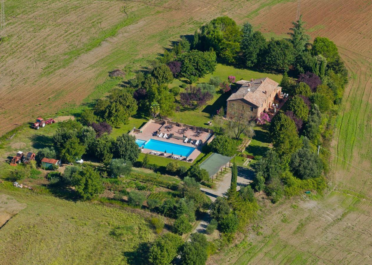 Agriturismo Cerqueto Акуапенденте Екстериор снимка