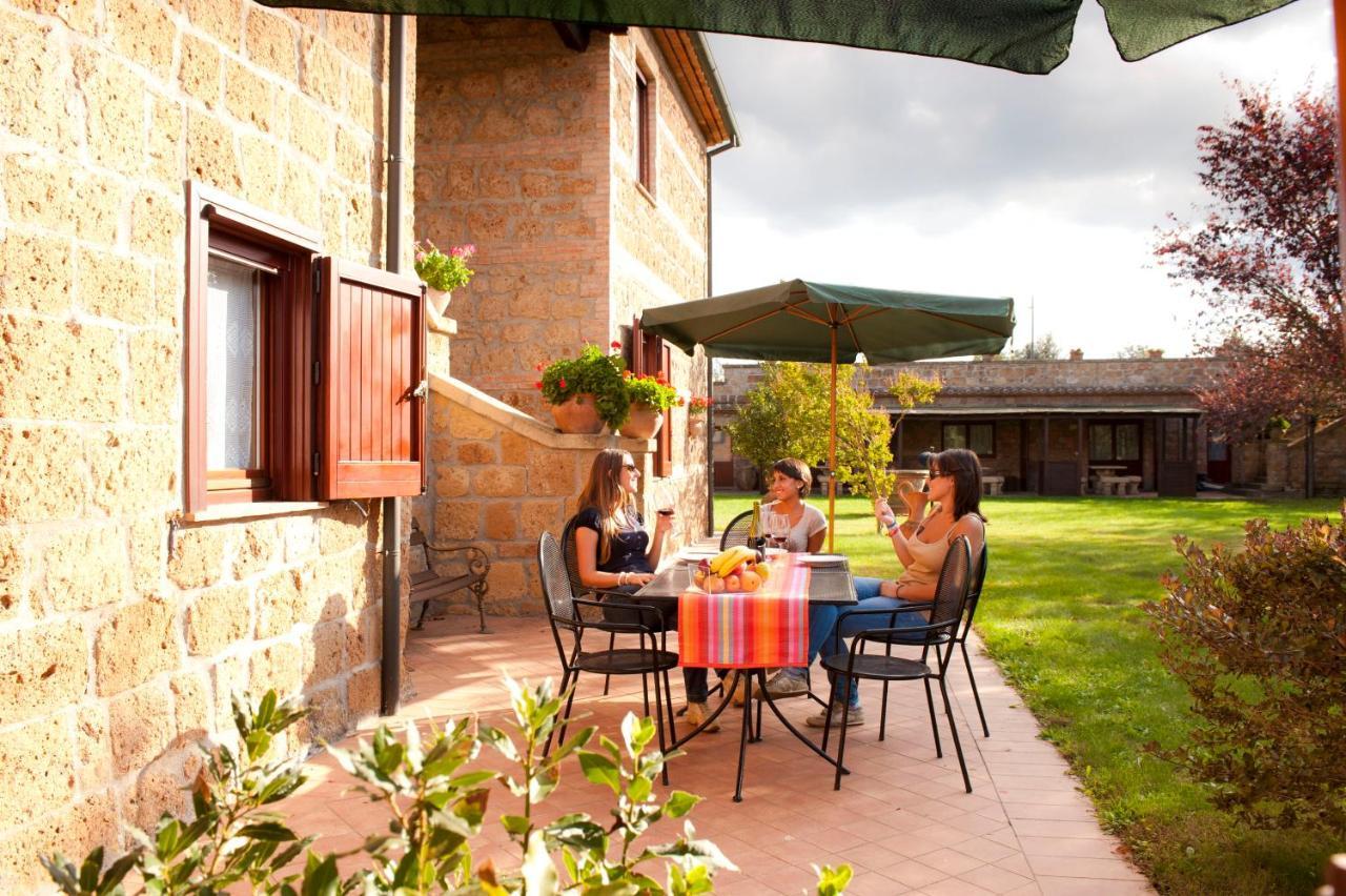 Agriturismo Cerqueto Акуапенденте Екстериор снимка
